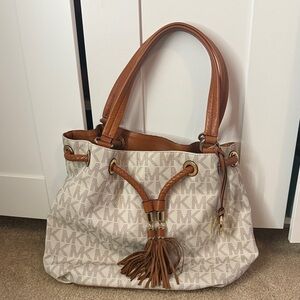 Michael Kors drawstring bag